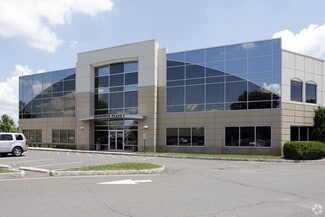 Plus de détails pour 2050 Route 27, North Brunswick, NJ - Bureau/Médical à louer