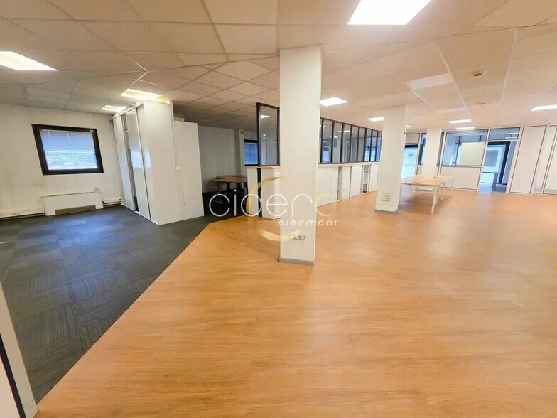 Bureau dans Aubière à vendre - Photo de l’immeuble – Image 3 sur 12