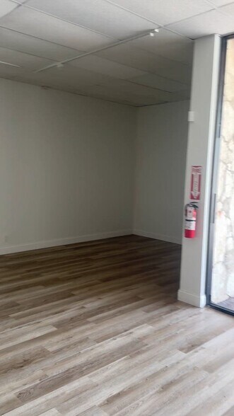 3200-3226 W Hillsboro Blvd, Deerfield Beach, FL à louer - Vidéo sur l’annonce professionnelle – Image 2 sur 28