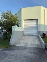 1805-1815 SW 31st Ave, Pembroke Park, FL à louer Photo intérieure– Image 2 sur 8