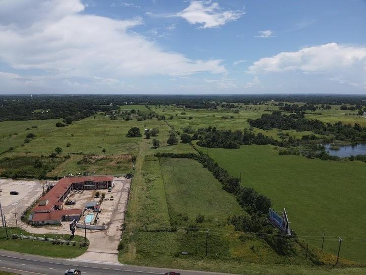51361 Hwy 290 E, Hempstead, TX à vendre - Photo de l’immeuble – Image 2 sur 8