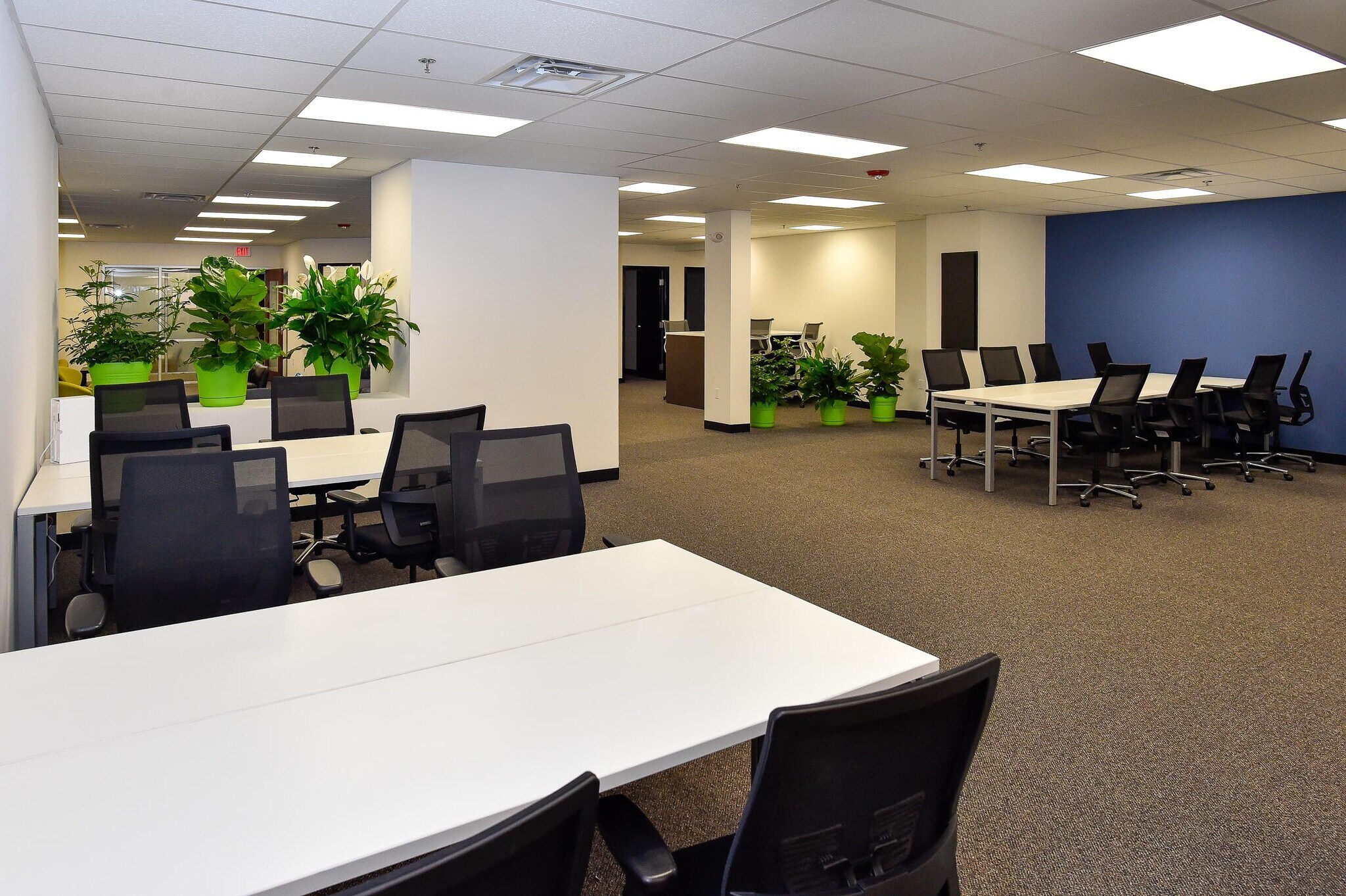 100 Cummings Ctr, Beverly, MA à louer Photo intérieure– Image 1 sur 11