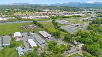 1011 Old Knoxville Hwy, Sevierville, TN - VUE AÉRIENNE  vue de carte