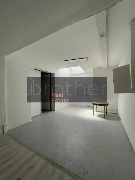 Bureau dans Bordeaux à louer - Photo de l’immeuble – Image 3 sur 7