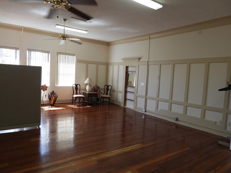 319 Brevard Ave, Cocoa, FL à louer - Photo intérieure – Image 2 sur 22
