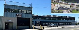 Plus de détails pour 34-02 Laurel Hill Blvd, Maspeth, NY - Bureau, Industriel/Logistique à louer