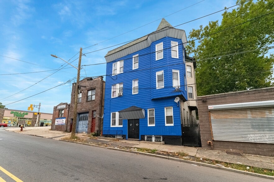 68 Mill St, Belleville, NJ à vendre - Photo de l’immeuble – Image 3 sur 27