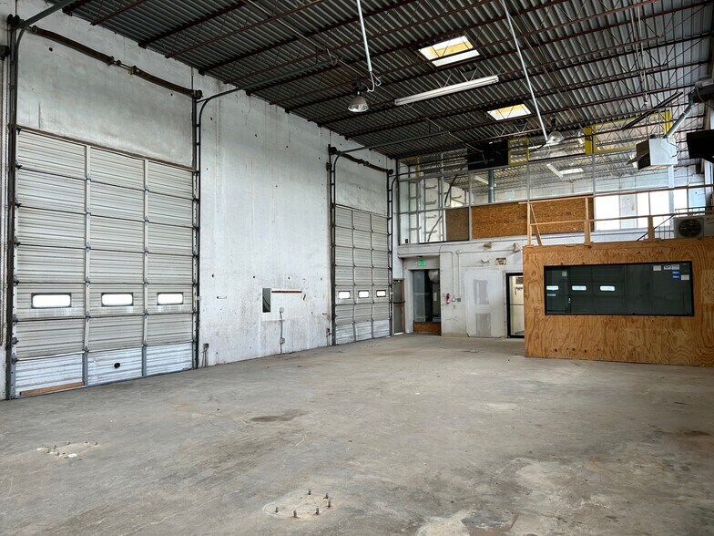 3259 McCart Ave, Fort Worth, TX à louer - Photo de l’immeuble – Image 2 sur 6