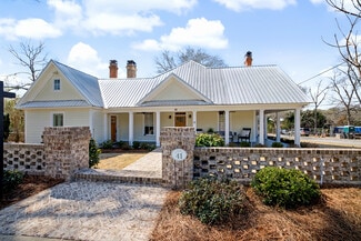Plus de détails pour 36 Broad St, Senoia, GA - Local d'activités à louer