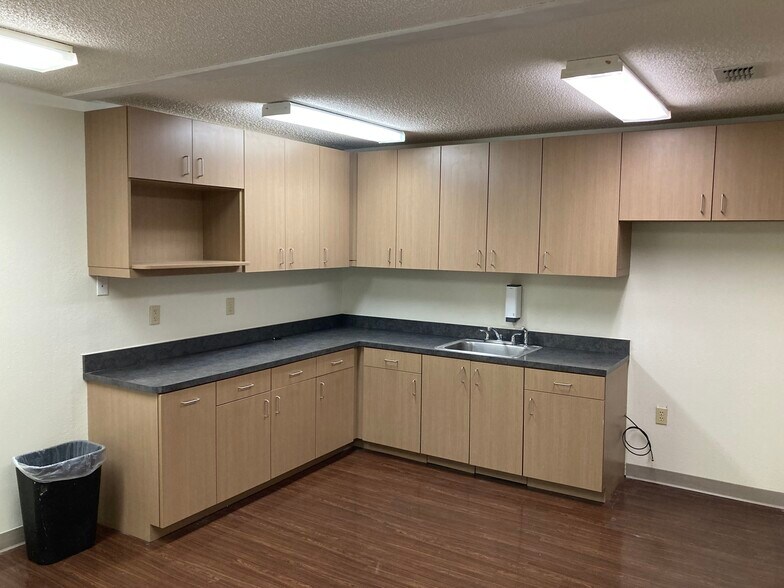 500-510 Pasadena Ave S, St, Saint Petersburg, FL à louer - Photo de l’immeuble – Image 3 sur 28