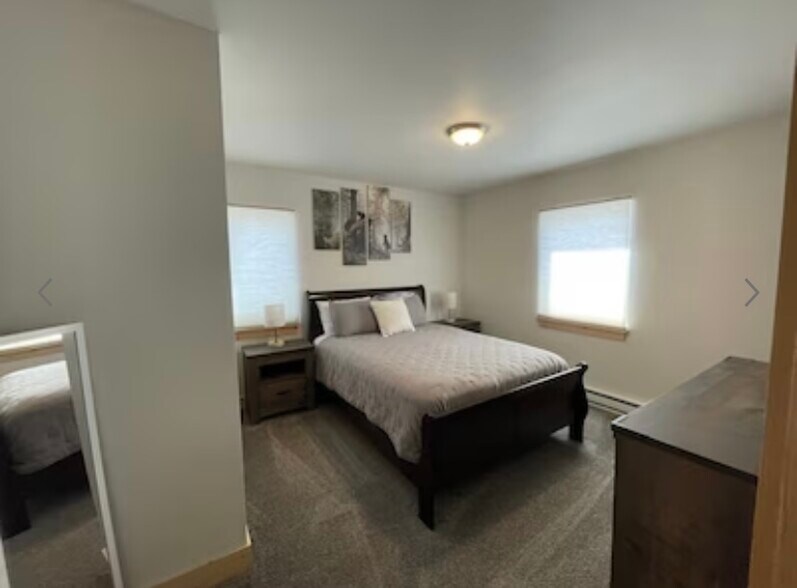 301 Spring St, Gardiner, MT à vendre - Photo intérieure – Image 3 sur 10