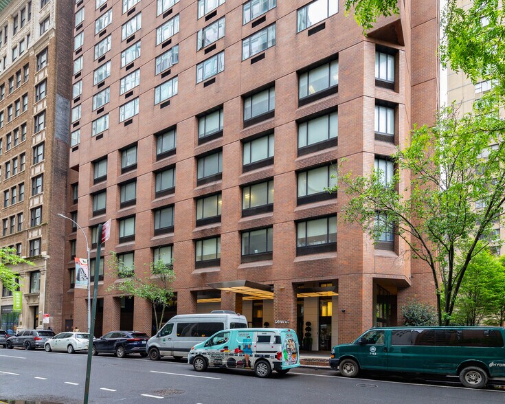 30 W 61st St, New York, NY à louer - Photo intérieure – Image 2 sur 9