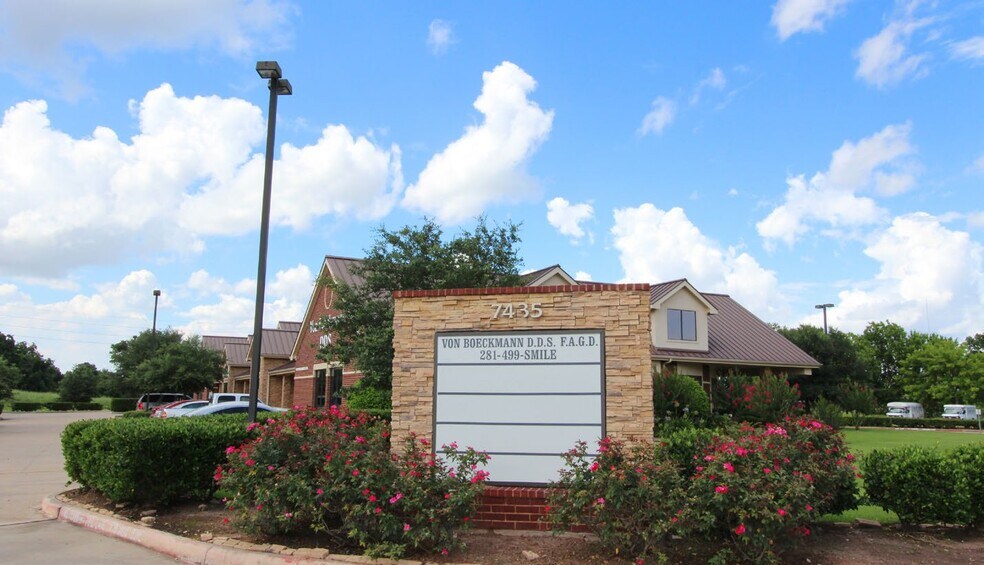 7435 Highway 6, Missouri City, TX à louer - Photo de l’immeuble – Image 3 sur 3