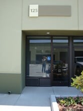 7311 Galilee Way, Roseville, CA à louer Photo de l’immeuble– Image 1 sur 3