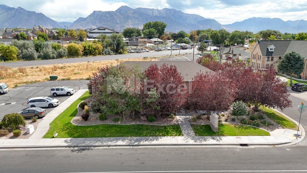 1220 N 500 W, Lehi, UT à vendre - Photo de l’immeuble – Image 2 sur 6