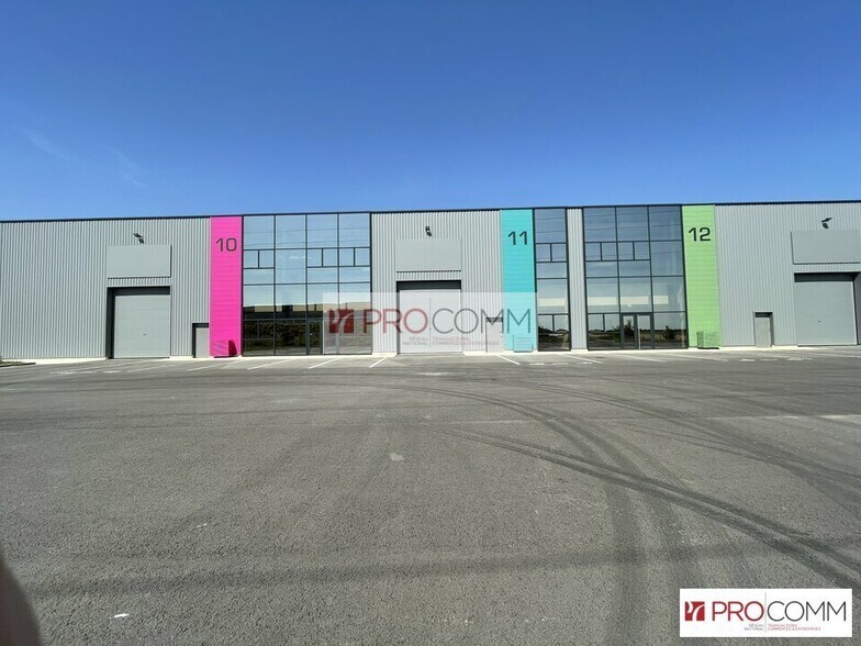 Local d'activités dans Chartres à vendre - Photo de l’immeuble – Image 1 sur 12