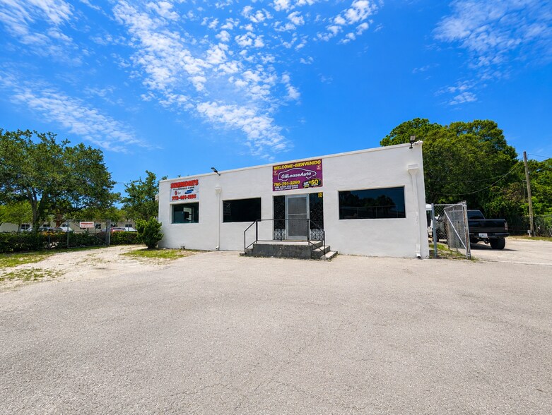 1531 Delaware Ave, Fort Pierce, FL à vendre - Photo de l’immeuble – Image 3 sur 14