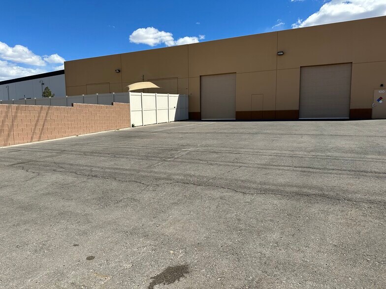 900 Wigwam Pky, Henderson, NV à louer - Photo de l’immeuble – Image 3 sur 8
