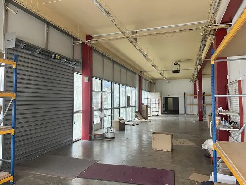 385 Rue de La Belle Etoile, Roissy-en-France à louer - Photo de l’immeuble – Image 3 sur 12