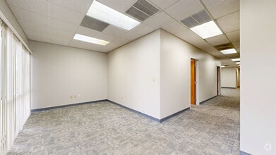 5730-5892 S Semoran Blvd, Orlando, FL à louer Numérisation 3D Matterport– Image 1 sur 5