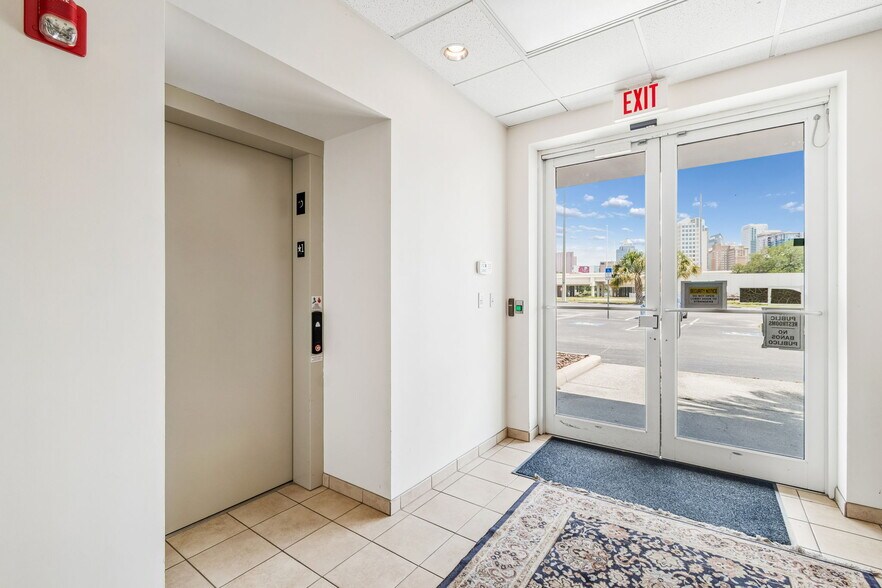 1515 Marion St, Tampa, FL à louer - Photo de l’immeuble – Image 3 sur 19