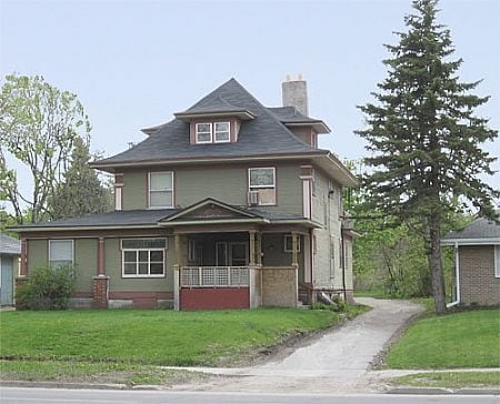 3324 University Ave, Des Moines, IA à vendre - Photo principale – Image 1 sur 3