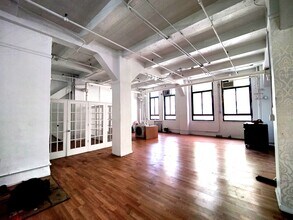 344 W 38th St, New York, NY à louer Photo intérieure– Image 1 sur 9