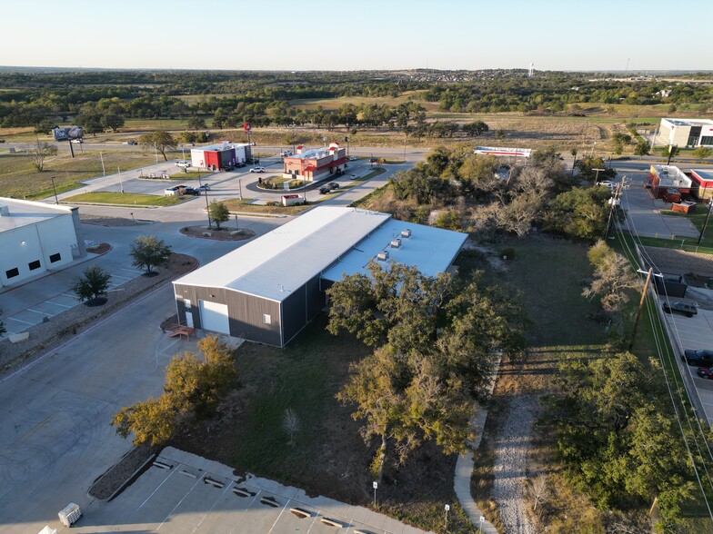 2702 Fort Worth Hwy, Hudson Oaks, TX à vendre - Photo de l’immeuble – Image 2 sur 28