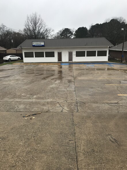 1000-1002 S Vienna St, Ruston, LA à louer - Photo de l’immeuble – Image 1 sur 1