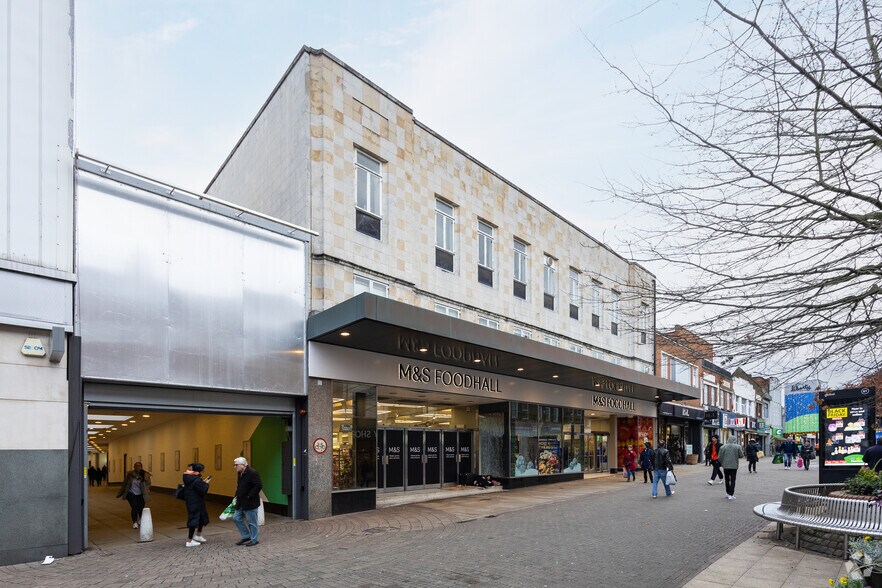 39 South St, Romford à louer - Photo de l’immeuble – Image 1 sur 1