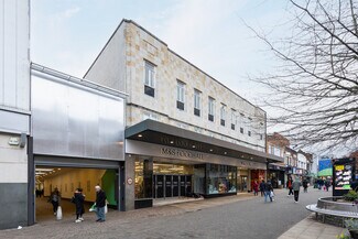 Plus de détails pour 39 South St, Romford - Local commercial à louer