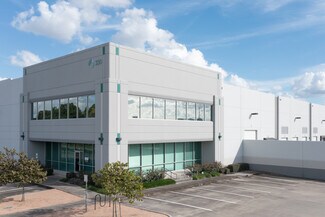 Plus de détails pour 330 Northpark Central Dr, Houston, TX - Industriel/Logistique à louer
