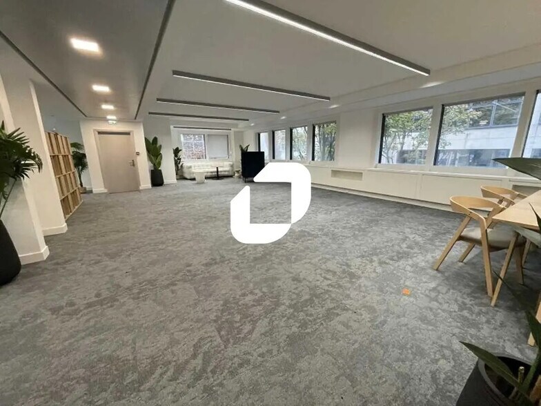 Bureau dans Boulogne-Billancourt à louer - Photo de l’immeuble – Image 3 sur 15