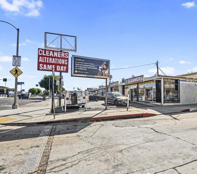 3140-3154 W Florence Ave, Los Angeles, CA à vendre - Photo de l’immeuble – Image 3 sur 6