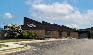 Plus de détails pour 521 Grand Canyon Dr, Madison, WI - Local commercial à louer