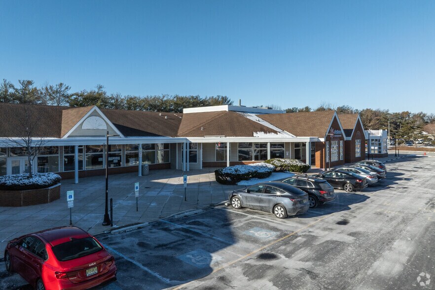 1 Plaza Dr, Toms River, NJ à louer - Photo de l’immeuble – Image 3 sur 4