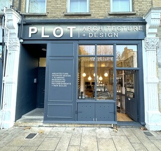 Plus de détails pour 111 St. John's Hl, Londres - Local commercial à louer