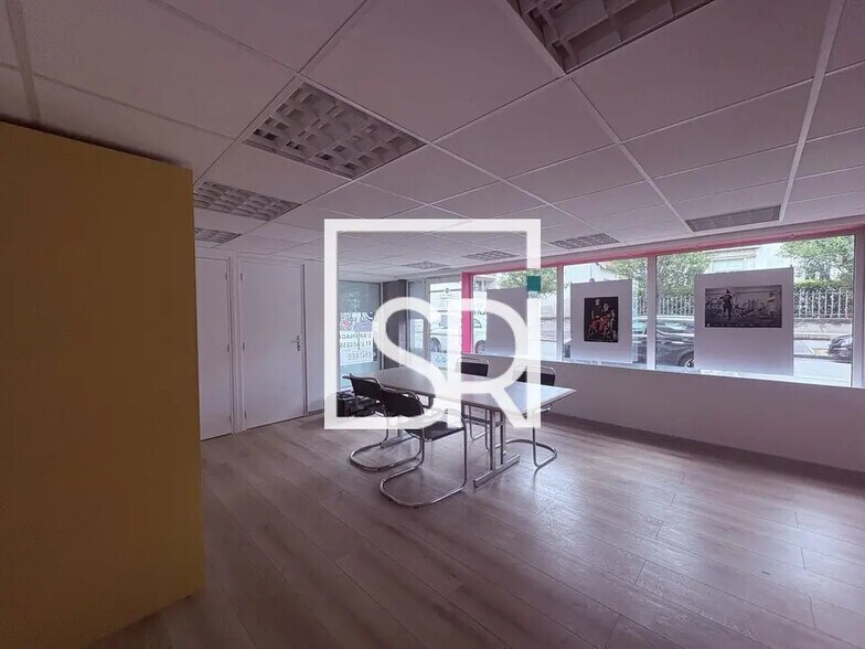 1 Rue Du Puits Artesien, Clermont-Ferrand à louer - Photo de l’immeuble – Image 3 sur 10