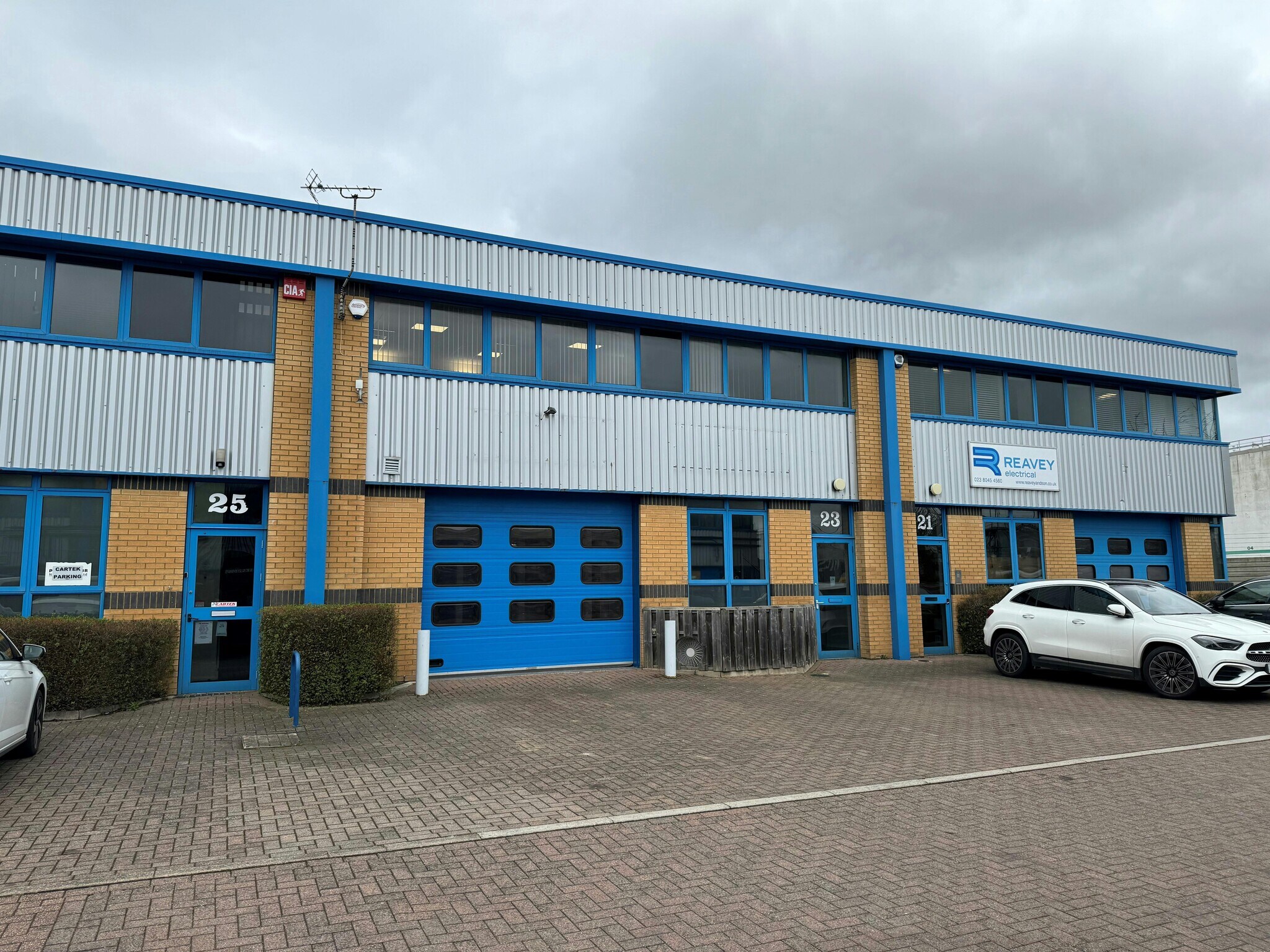 25 Ensign Way, Southampton à louer Photo de l’immeuble– Image 1 sur 2