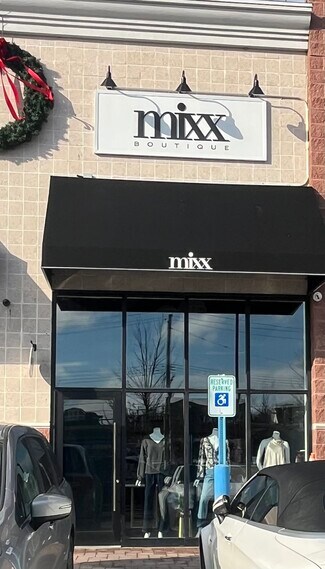 Plus de détails pour 86-96 Page Ave, Staten Island, NY - Local commercial à louer