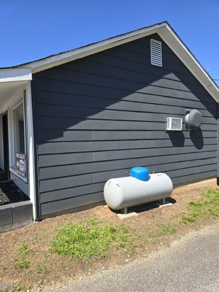 305.5 N Logan St, Gaffney, SC à vendre - Photo de l’immeuble – Image 3 sur 25