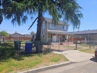 Plus de détails pour 1240 J St, Sanger, CA - Logement à vendre