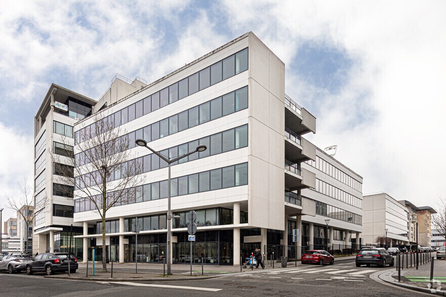 23 Avenue Carnot, Massy à louer - Photo de l’immeuble – Image 2 sur 3