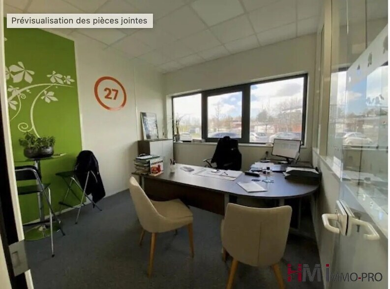 Bureau dans Isneauville à louer - Photo de l’immeuble – Image 2 sur 5