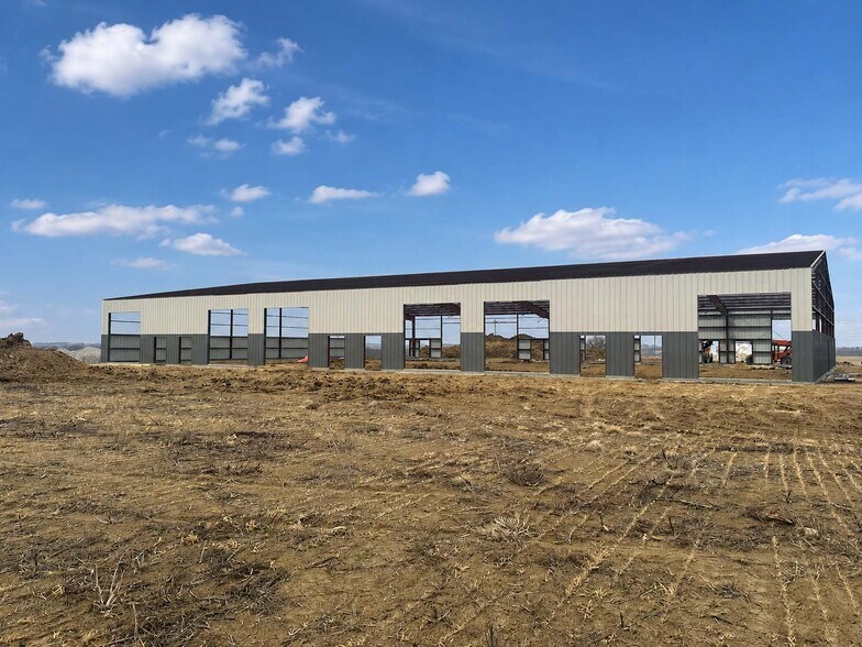 447 Falcon dr, Palmyra, NE à vendre - Photo de l’immeuble – Image 1 sur 1