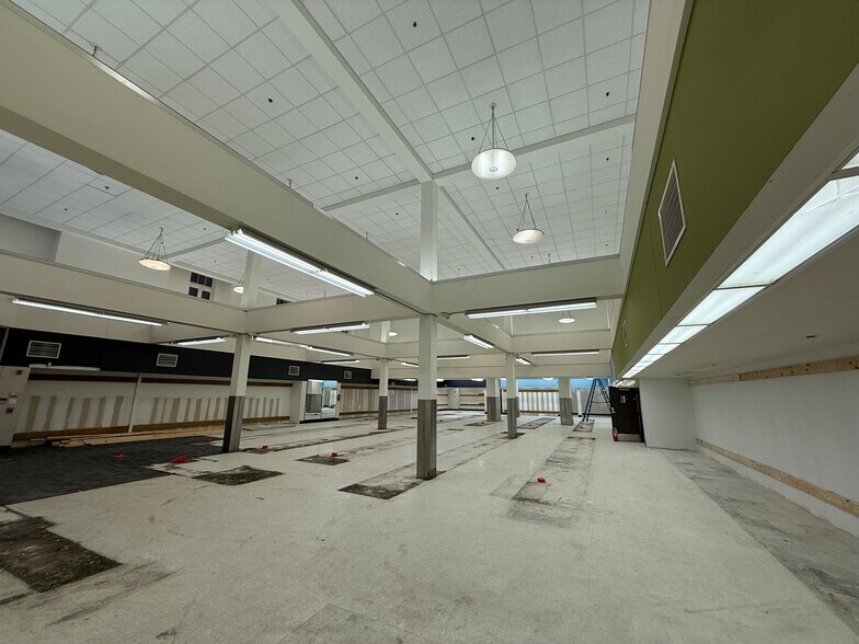 619 Decatur St, New Orleans, LA à louer - Photo de l’immeuble – Image 3 sur 5