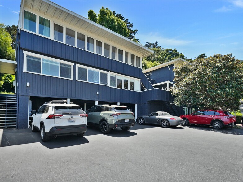 311-321 Valley St, Sausalito, CA à vendre - Photo de l’immeuble – Image 1 sur 15