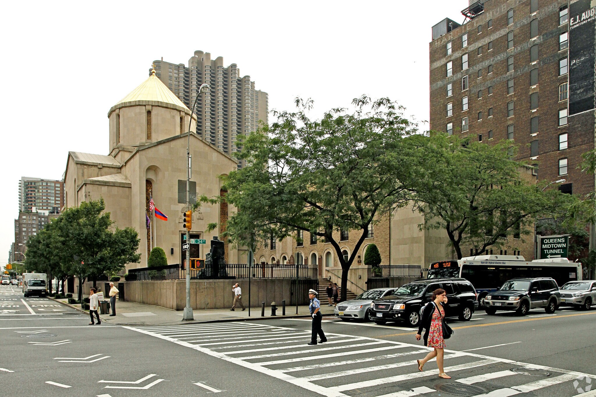 630 Second Ave, New York, NY à louer Photo principale– Image 1 sur 4