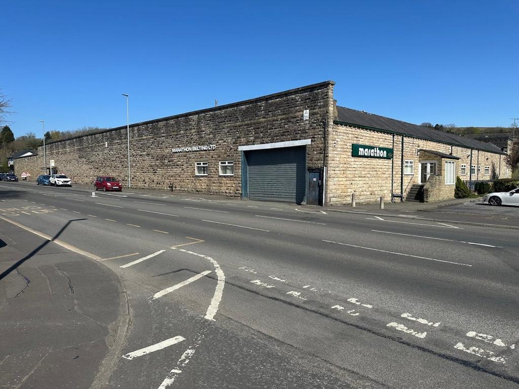 Whitworth Rd, Rochdale à louer Photo de l’immeuble– Image 1 sur 10