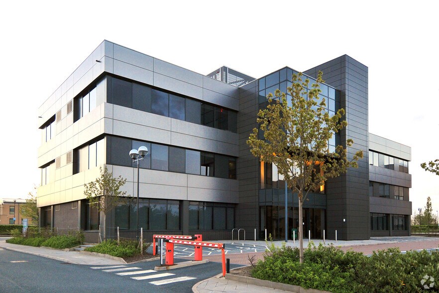 3125 Century Way, Leeds à louer - Photo de l’immeuble – Image 3 sur 5